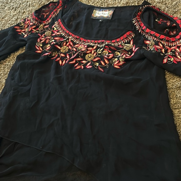 Vintage Collection Black Asymmetrical Blouse W/ Red + Gold Beading Size Medium - Picture 1 of 8